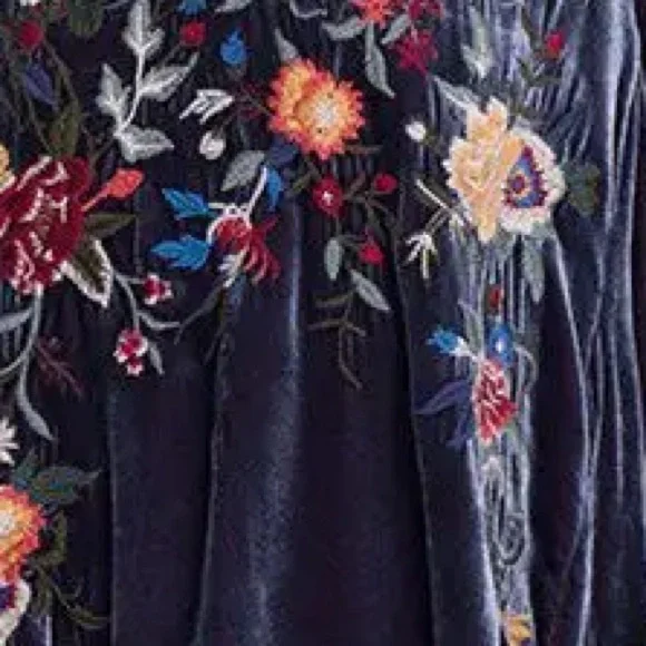 Johnny Was Pina heavily embroidered flutter sleeve velvet blouse NWT